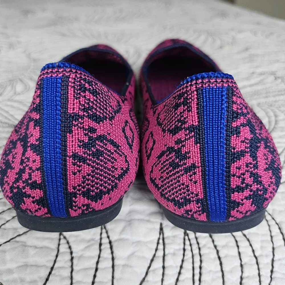 EUC RETIRED Rothy’s The Loafer Snake Fuschia Navy Women 6.5